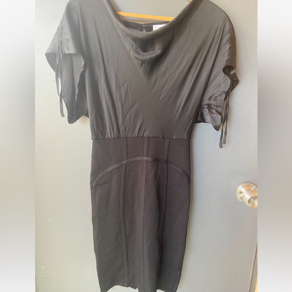 Bebe Kardashians silk midi dress size Small